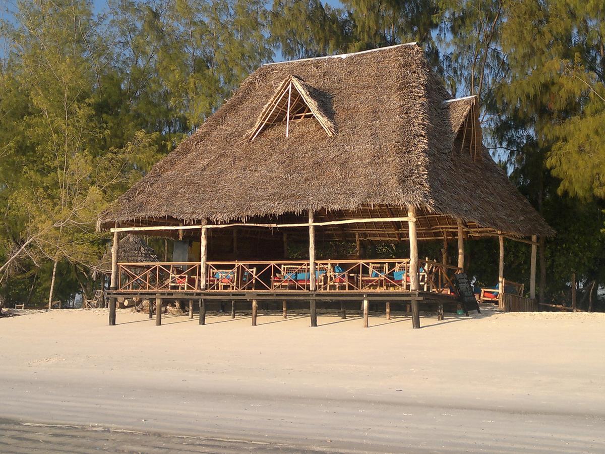 Ndame Beach Lodge Паже Екстериор снимка