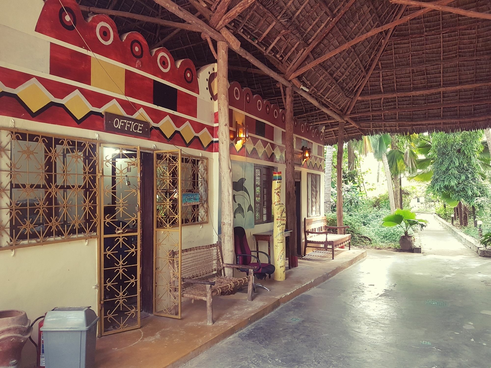 Ndame Beach Lodge Паже Екстериор снимка